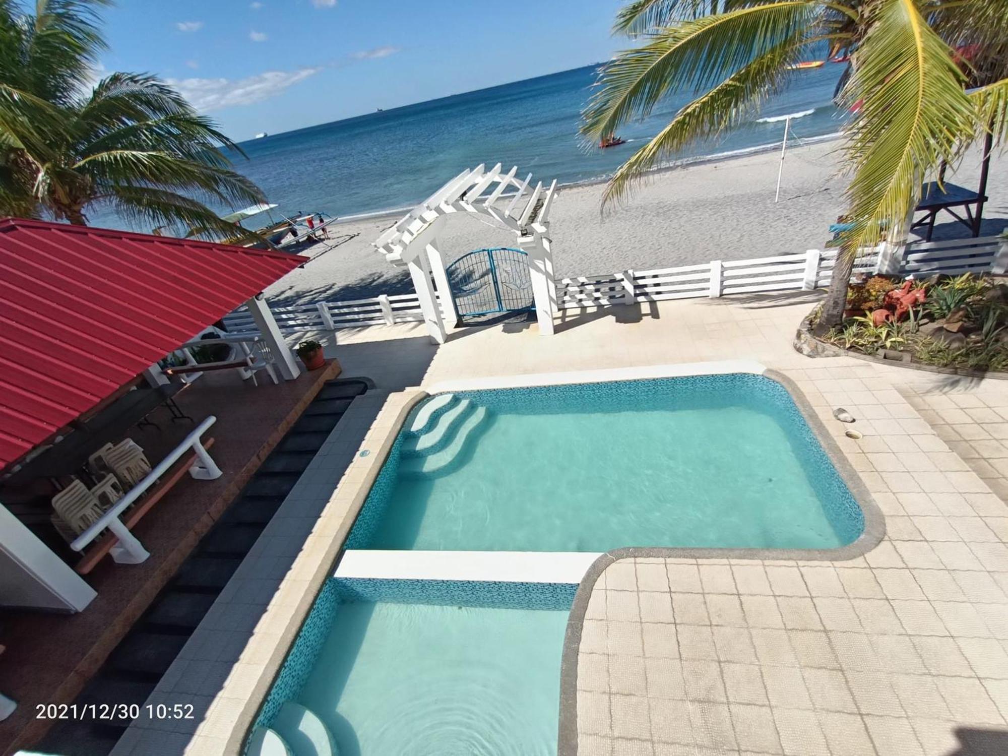 Phi-Phi Beach Resorts & Hotel Morong  Exterior photo